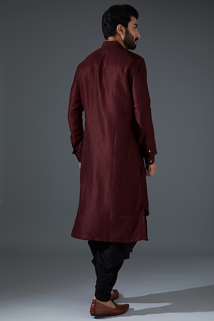 Maroon Silk Blend Embroidered Kurta Set by Darshika at Pernia's Pop Up Shop