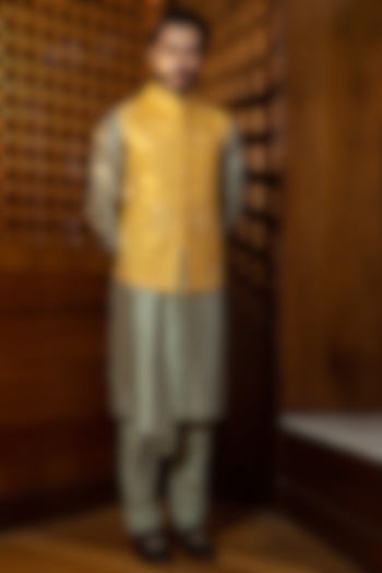 Mustard Pure Silk Paisley Motif Bundi Jacket Set by Darshika at Pernia's Pop Up Shop