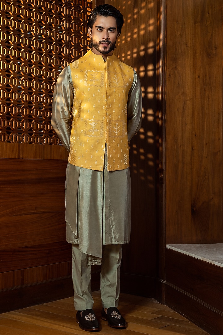 Mustard Pure Silk Paisley Motif Bundi Jacket Set by Darshika at Pernia's Pop Up Shop