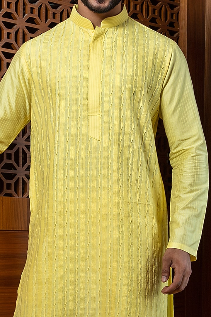 Yellow Chanderi Silk Floral Printed Kurta Set by Darshika at Pernia's Pop Up Shop