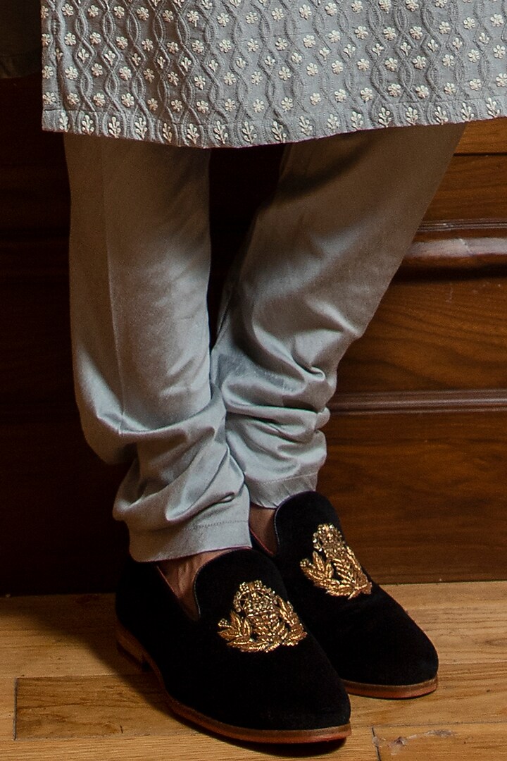 Grey Cotton Silk Floral Motifs Embroidered Kurta Set by Darshika at Pernia's Pop Up Shop