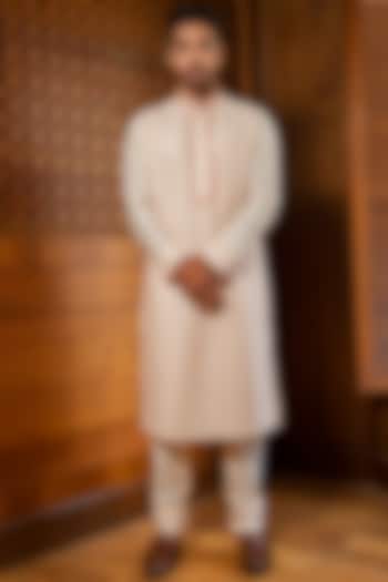 Blush Pink Embroidered Kurta Set by Darshika at Pernia's Pop Up Shop