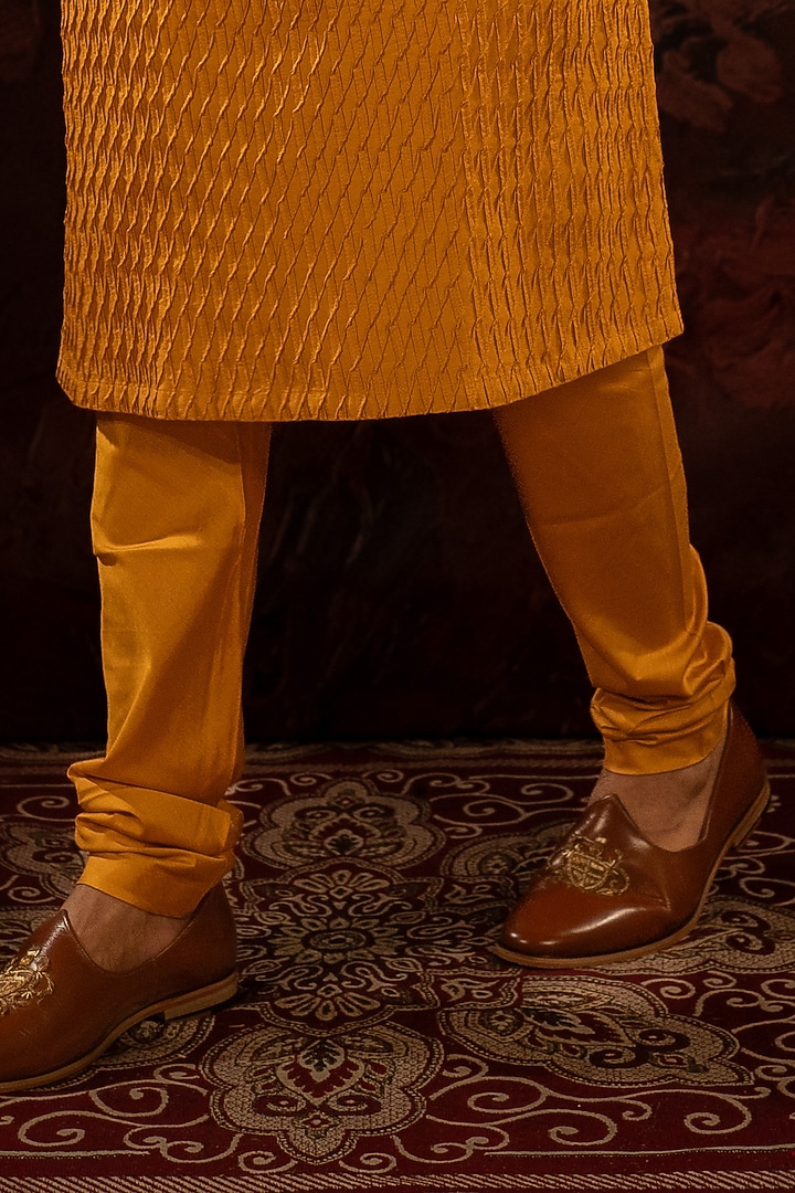 Honey Yellow Cotton Silk Kurta Set by Darshika at Pernia's Pop Up Shop