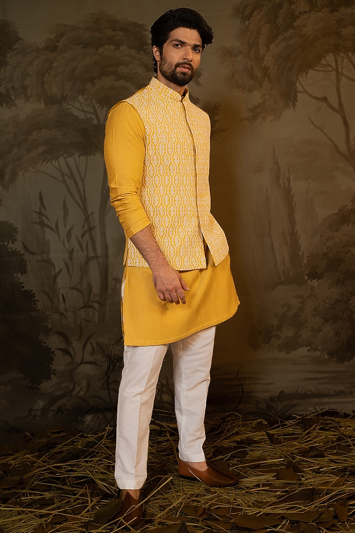 Mustard Cotton Silk Applique Embroidered Bundi Jacket Set by Darshika at Pernia's Pop Up Shop