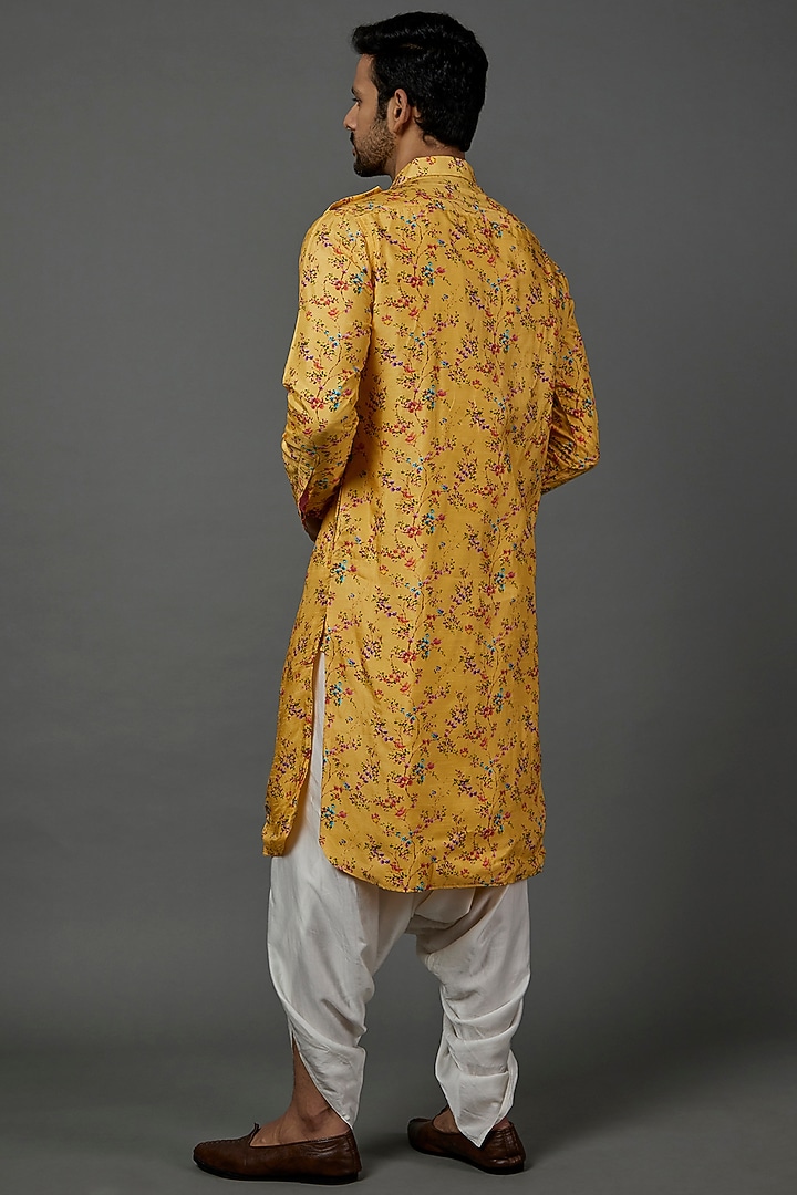 Yellow Organza Tie-Dye Printed Kurta by Darshika at Pernia's Pop Up Shop