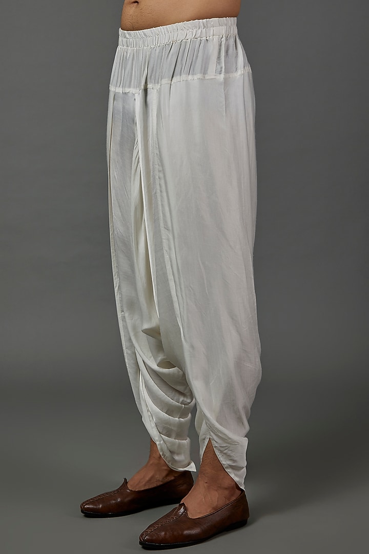 Yellow Organza Tie-Dye Printed Kurta by Darshika at Pernia's Pop Up Shop