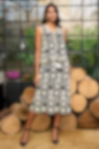 Black & White Cotton Lace Crochet Embroidered Midi Skirt Set by Dash and Dot at Pernia's Pop Up Shop