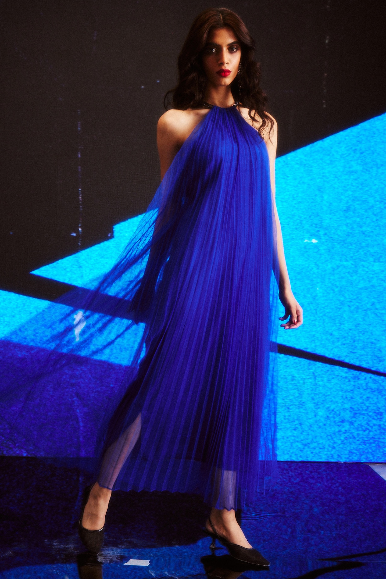 Royal Blue Tulle Pleated Halter Maxi Dress by Dash and Dot at Pernia's Pop  Up Shop 2026