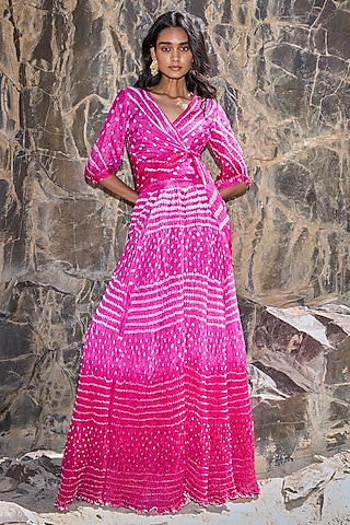 Magenta Pink Ombre Viscose Bandhani Printed Crop Shirt by Dash and Dot