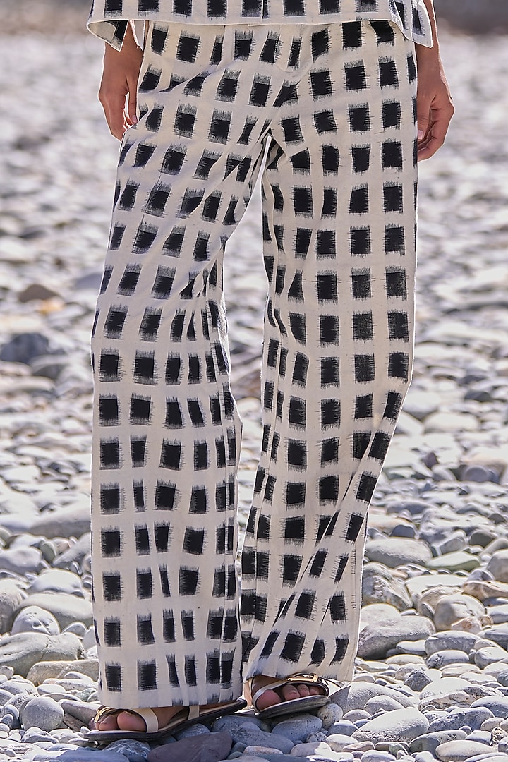 Multi-Colored Organic Cotton Checkered Printed Co-Ord Set by Dash and Dot at Pernia's Pop Up Shop
