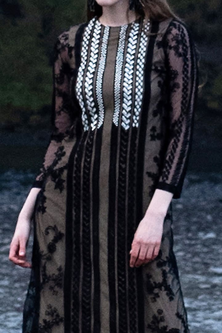 Black Soft Tulle Embroidered Gown by SEEMA GUJRAL X DASH AND DOT at Pernia's Pop Up Shop