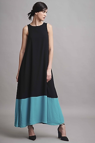 Black Color Blocked A-Line Maxi Dress by Dash and Dot