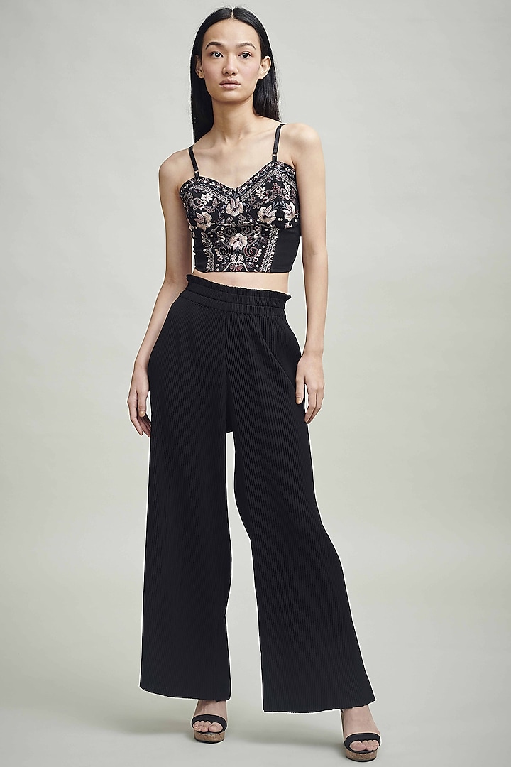 Black Polyester Wide-Legged Pants by Dash and Dot