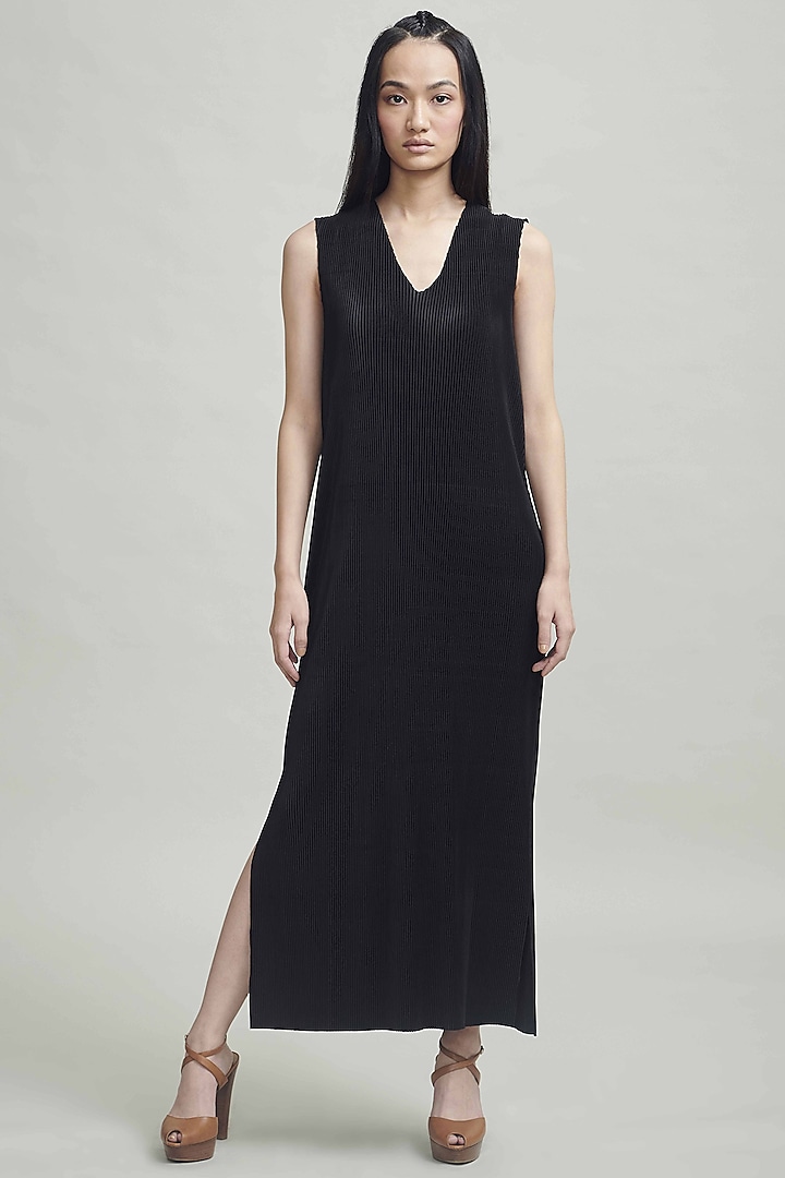 Black Polyester Pleated Maxi Dress by Dash and Dot at Pernia's Pop Up Shop