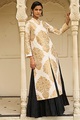 Ivory & Gold Banarsi Silk Brocade Jacket by Dash and Dot