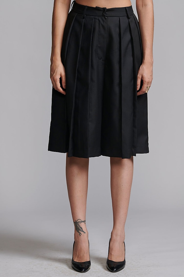 Black Polyester Hand-Sewn Pleated Shorts by Dash and Dot at Pernia's Pop Up Shop