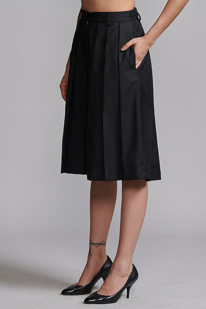Black Polyester Hand-Sewn Pleated Shorts by Dash and Dot at Pernia's Pop Up Shop