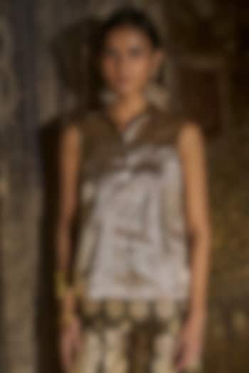 Metallic Beige Banarasi Brocade Sleeveless Shirt by Dash and Dot at Pernia's Pop Up Shop
