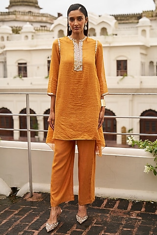 Amber Colored Tissue Straight-Cut Pants by Dash and Dot