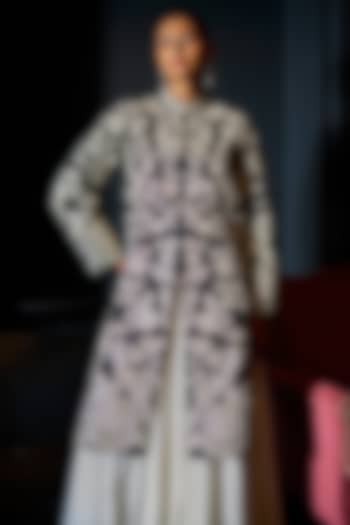 Black & Gold Polyester Floral Embroidered Jacket by Dash and Dot at Pernia's Pop Up Shop