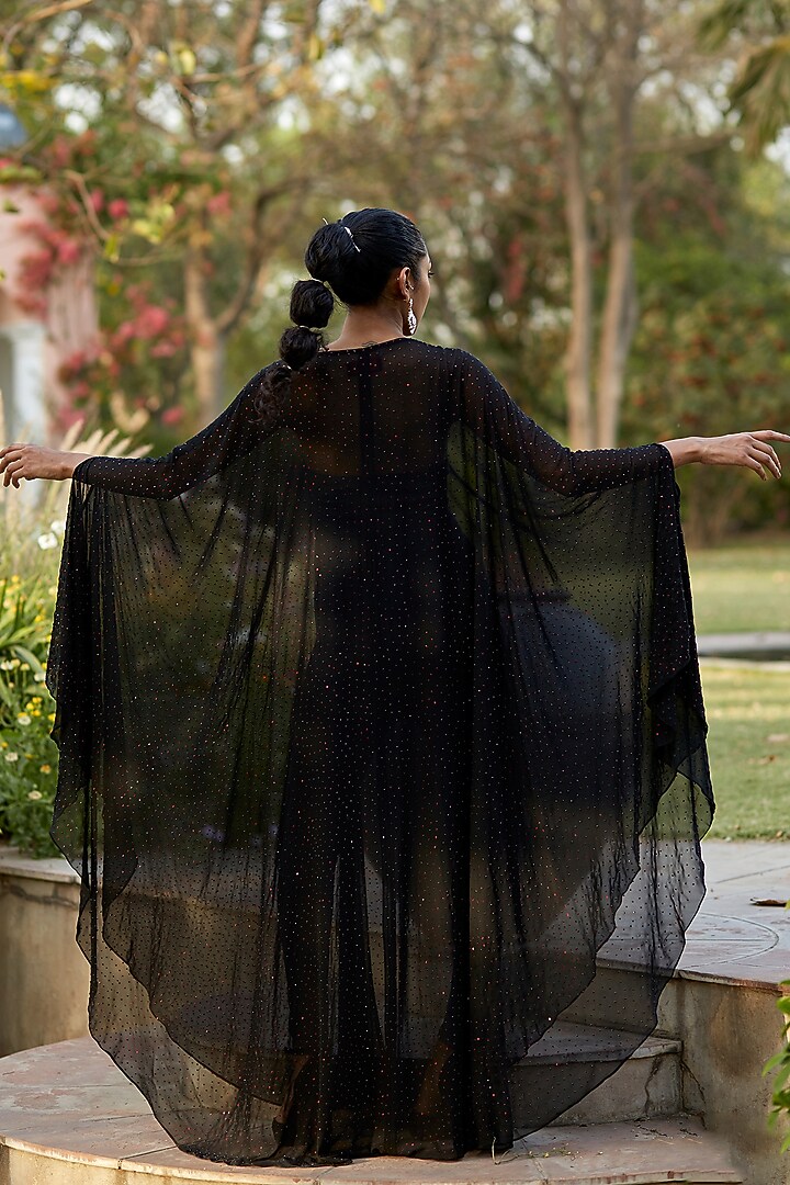 Black Hand Embroidered Cape by DANIA SIDDIQUI at Pernia's Pop Up Shop