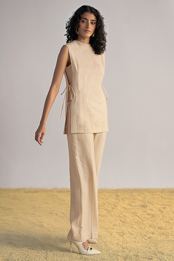 Beige Silk & Linen Pants by Dash and Dot at Pernia's Pop Up Shop