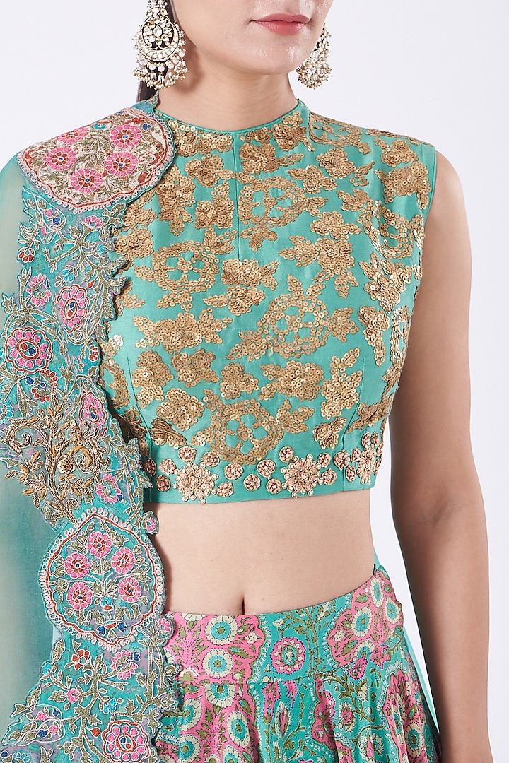 Aquarium Green Printed Wedding Lehenga Set by Debyani at Pernia's Pop Up Shop