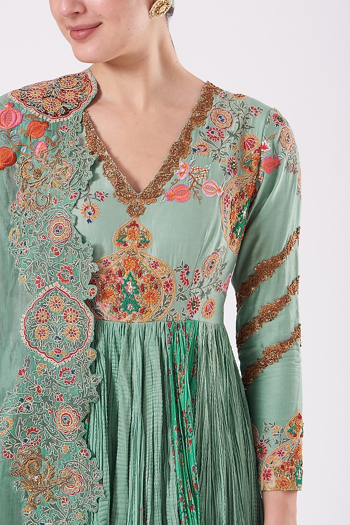 Blue Crinkled Bridal Anarkali Set by Debyani at Pernia's Pop Up Shop