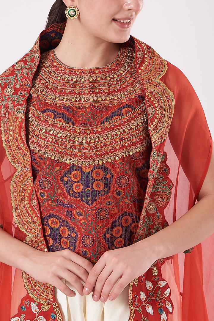 Red Printed Cape Set by Debyani at Pernia's Pop Up Shop