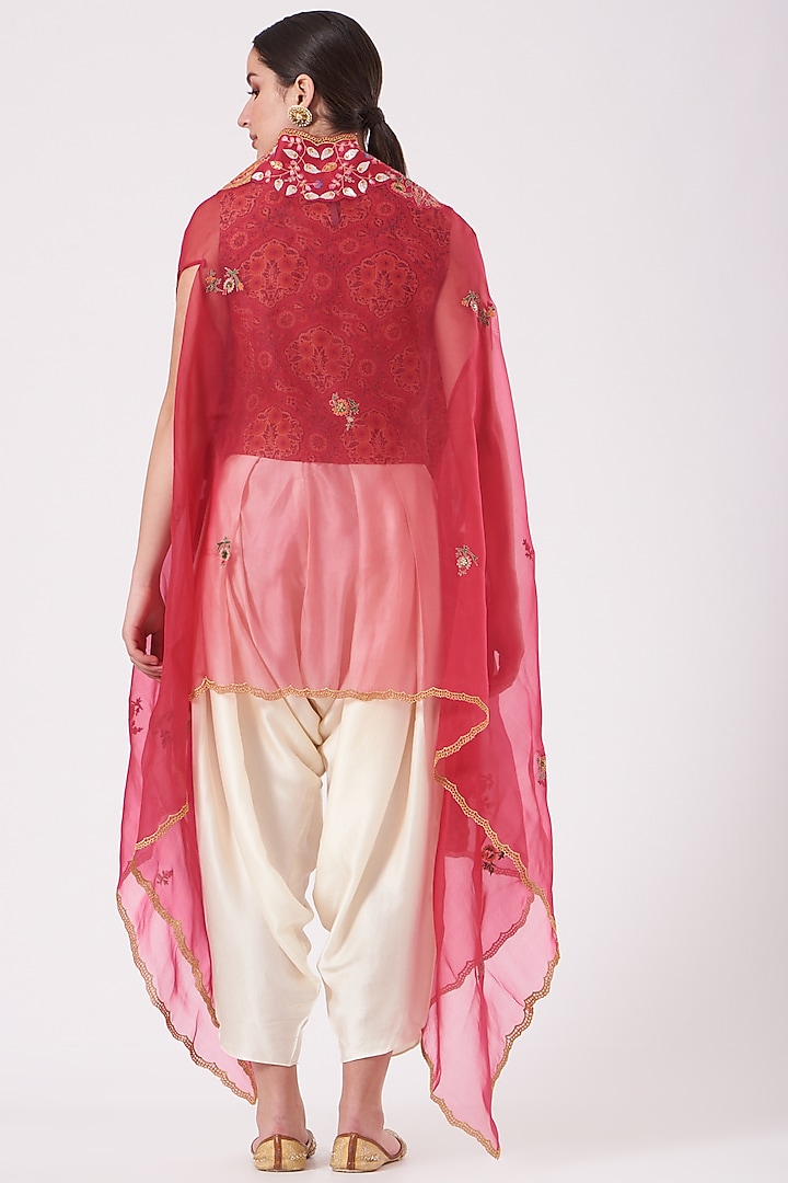 Magenta Printed Cape Set by Debyani at Pernia's Pop Up Shop