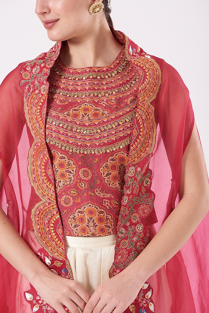 Magenta Printed Cape Set by Debyani at Pernia's Pop Up Shop