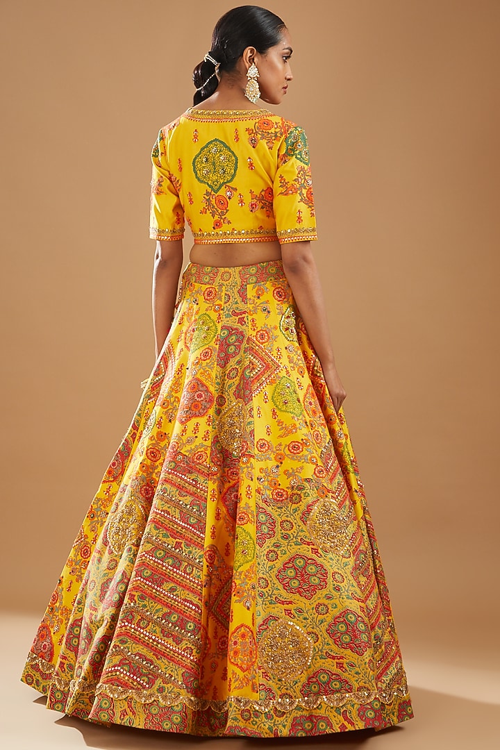 Yellow Chanderi Hand Embroidered Bridal Lehenga Set by Debyani at Pernia's Pop Up Shop