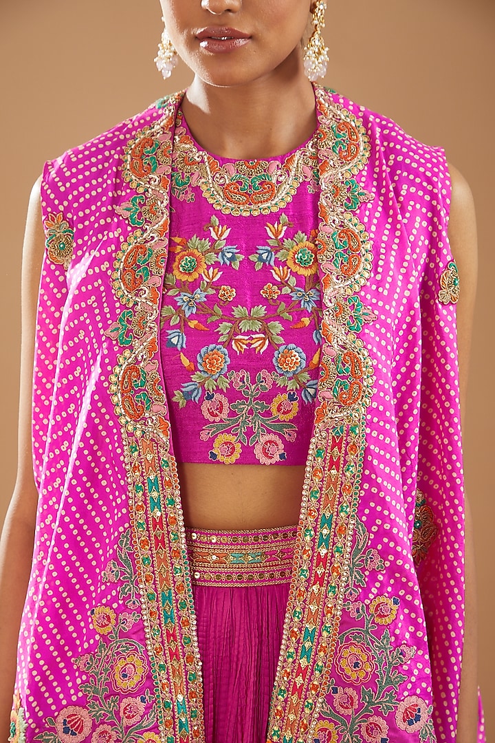 Pink Crushed Wedding Lehenga Set by Debyani at Pernia's Pop Up Shop