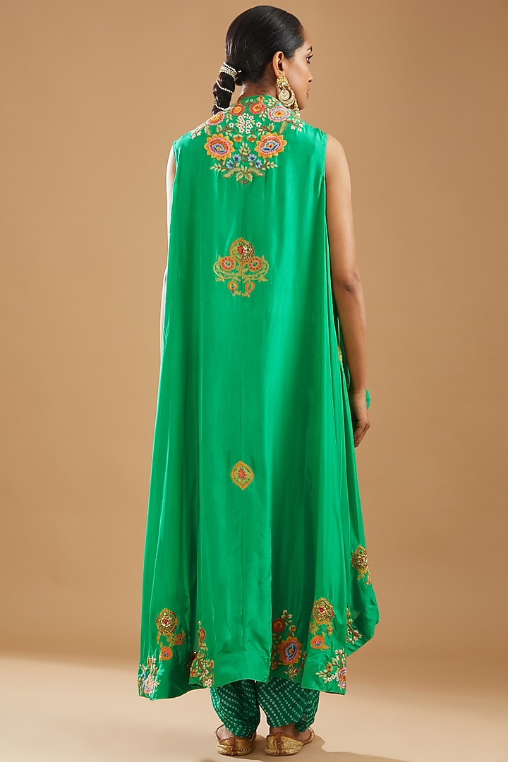 Green Silk & Chanderi Embroidered Cape Set by Debyani at Pernia's Pop Up Shop