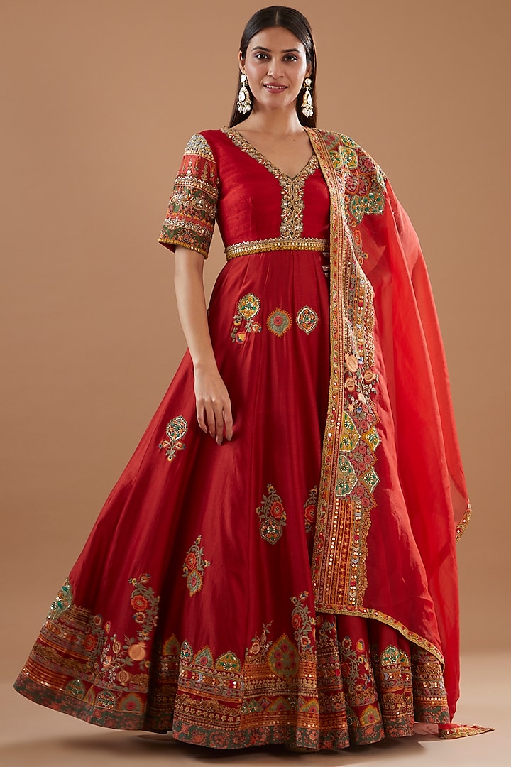 Red Chanderi Embroidered Anarkali Set by Debyani at Pernia's Pop Up Shop