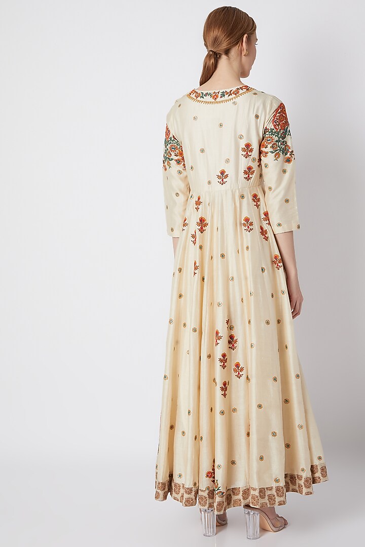 Nude Embroidered & Printed Kurta Set by Debyani at Pernia's Pop Up Shop