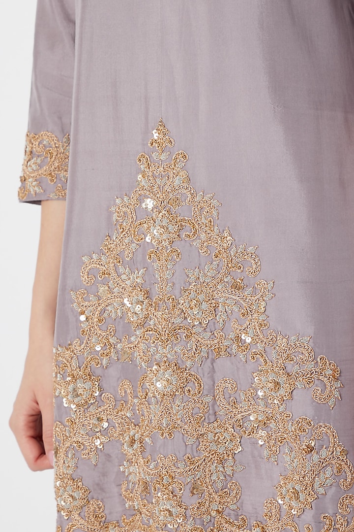 Grey Embroidered & Printed Kurta Set by Debyani at Pernia's Pop Up Shop
