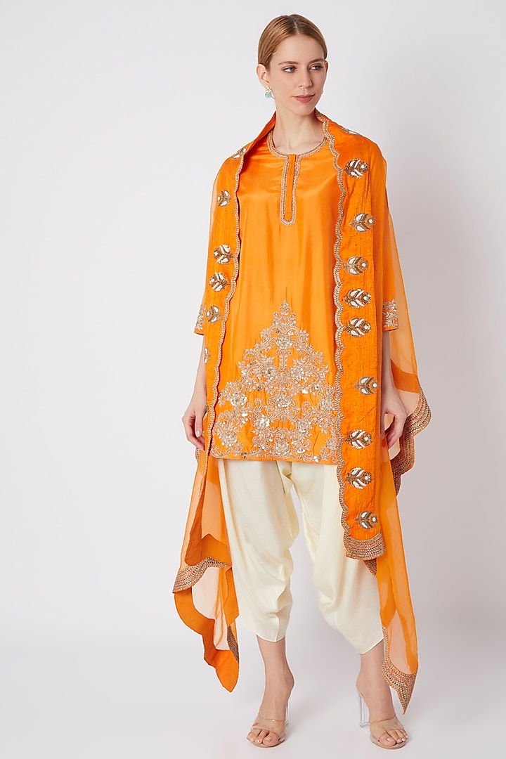 Orange Embroidered Kurta Set by Debyani