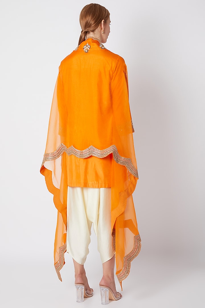 Orange Embroidered Kurta Set by Debyani at Pernia's Pop Up Shop