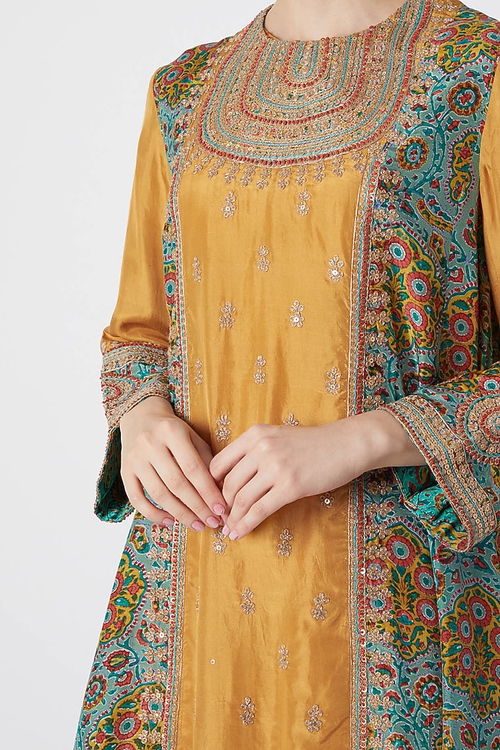 Mustard Zardosi Embroidered Kurta Set by Debyani at Pernia's Pop Up Shop