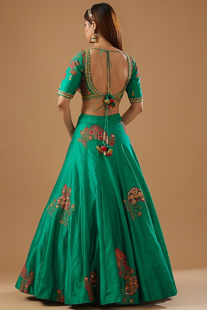 Green Chanderi Embroidered Wedding Lehenga Set by Debyani at Pernia's Pop Up Shop