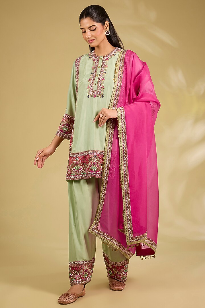 Pista Green Silk Embroidered Kurta Set by Debyani at Pernia's Pop Up Shop