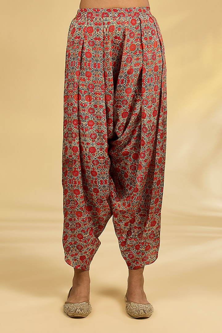 Blush Pink Silk Hand & Machine Embroidered Short Kurta Set by Debyani at Pernia's Pop Up Shop