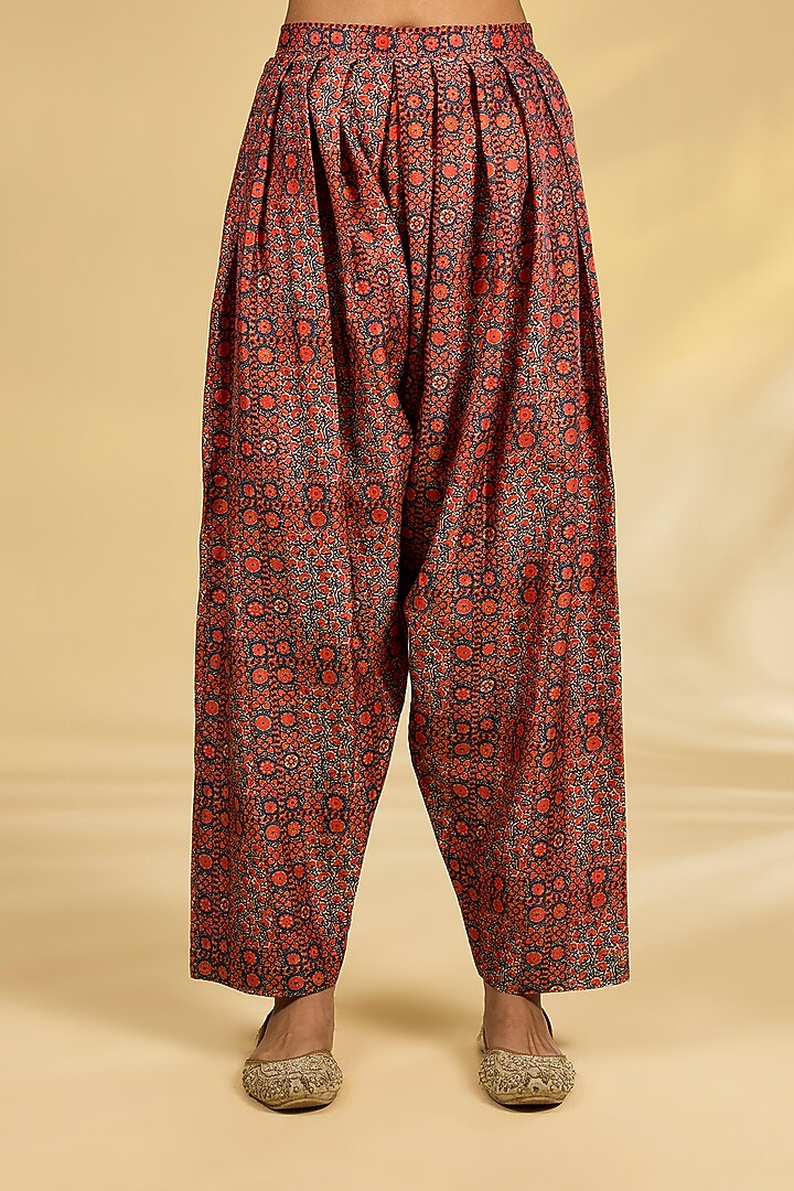 Burnt Orange Silk Hand & Machine Embroidered Kurta Set by Debyani at Pernia's Pop Up Shop