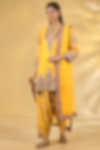 Orange Silk Hand & Machine Embroidered Short Kurta Set by Debyani at Pernia's Pop Up Shop