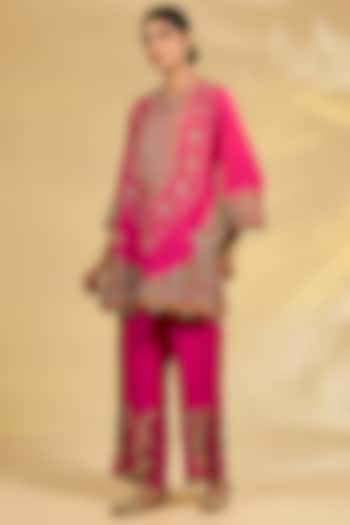 Pink Silk Hand & Machine Embroidered Kurta Set by Debyani at Pernia's Pop Up Shop