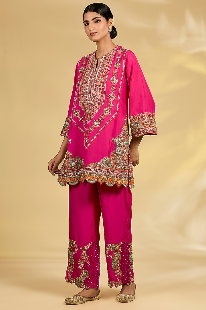 Pink Silk Hand & Machine Embroidered Kurta Set by Debyani at Pernia's Pop Up Shop