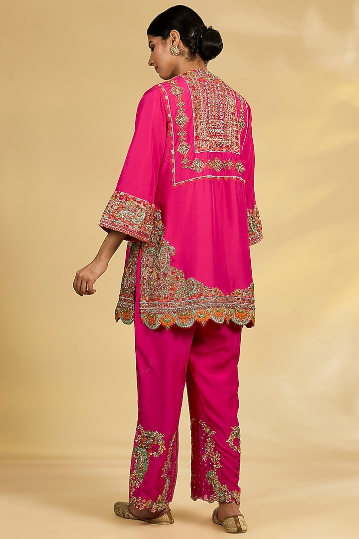 Pink Silk Hand & Machine Embroidered Kurta Set by Debyani at Pernia's Pop Up Shop