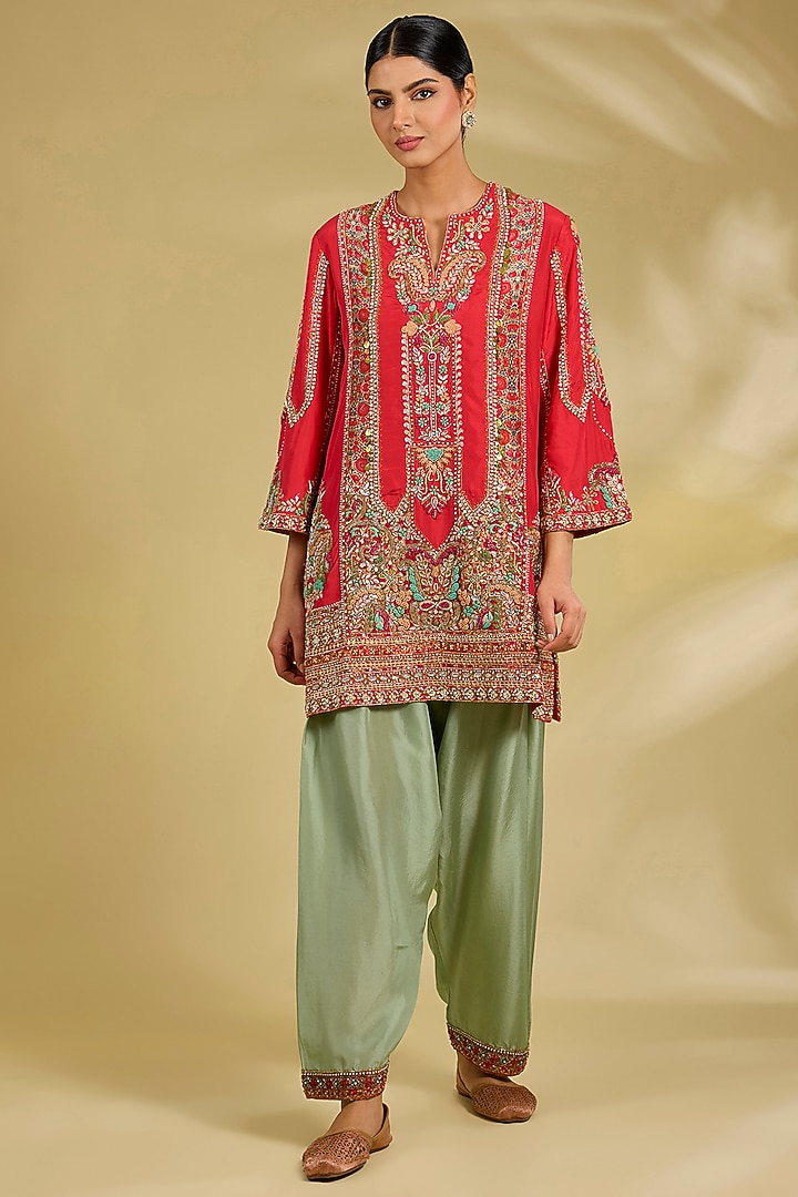 Red Silk Hand & Machine Embroidered Kurta Set by Debyani at Pernia's Pop Up Shop
