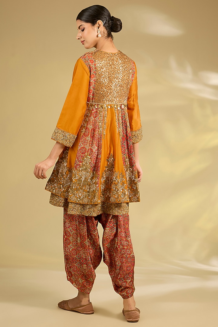Burnt Orange Silk Printed & Embroidered Kurta Set by Debyani at Pernia's Pop Up Shop
